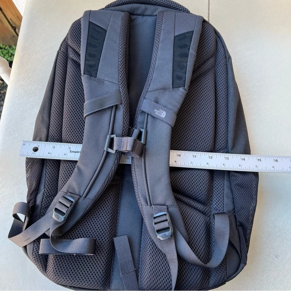 The North Face Groundwork 29L Laptop Sleeve Backpack Black W/ Company Logo CLEAN